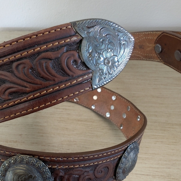 SOLD - Picture 4 of 6